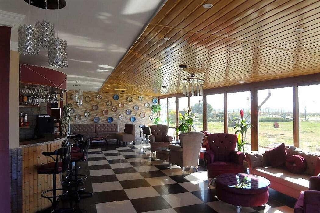 Linda Butik Otel Guemuelduer Izmir Exterior photo